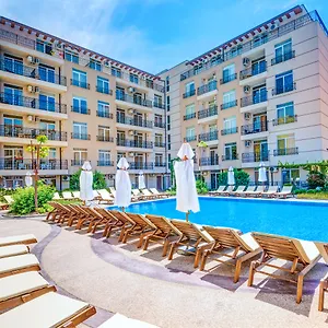 Dawn Park Complex Napospart