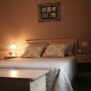 elia-apartment.sofiahotelsbg.com/