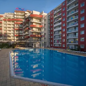 Hotell Fenix, Slăntjev Brjag